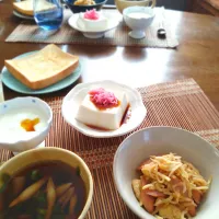 朝ごはん🌅！|まめころさん