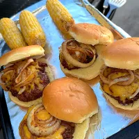 Grilled beef burgers tonight🍔|Tawanjaさん