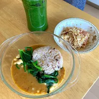 チョコちゃんから頂いたほうれん草で豆カレー🍛＆ペペロン切り干し大根ランチ|さくたえさん