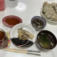 アルモンデ晩御飯☆アブラカレイの煮付け☆揚げなすの煮浸し☆焼売☆みそ汁（インスタント）|Saharaさん