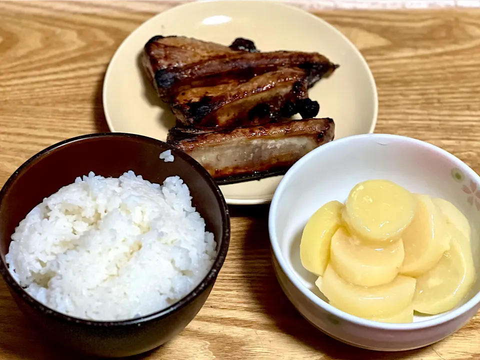 ☆スペアリブ ☆べったら漬 ☆ご飯|まぁたんさん