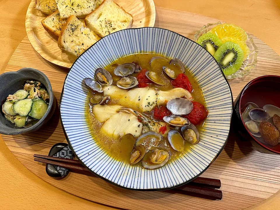 白身魚とあさりたっぷりのアクアパッツァ|waicaさん