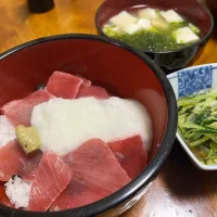 マグロとろろ丼|さんだーさん