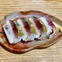 「 鯖寿司de夜食 」|ばくあんしゃさん