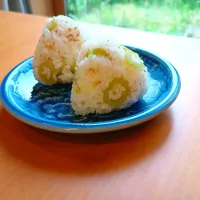 きつねさんの料理 ふきごはんおにぎり|tamagomagomagoさん