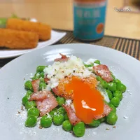 ひろりんさんの料理 採りたてグリーンピースでサイゼリアの青豆サラダ風🫛|パパ氏さん