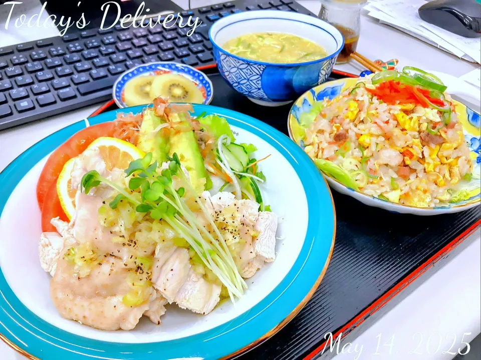 主菜🐓🥗以外は🇨🇳中華っぽいランチ|TakeBooさん