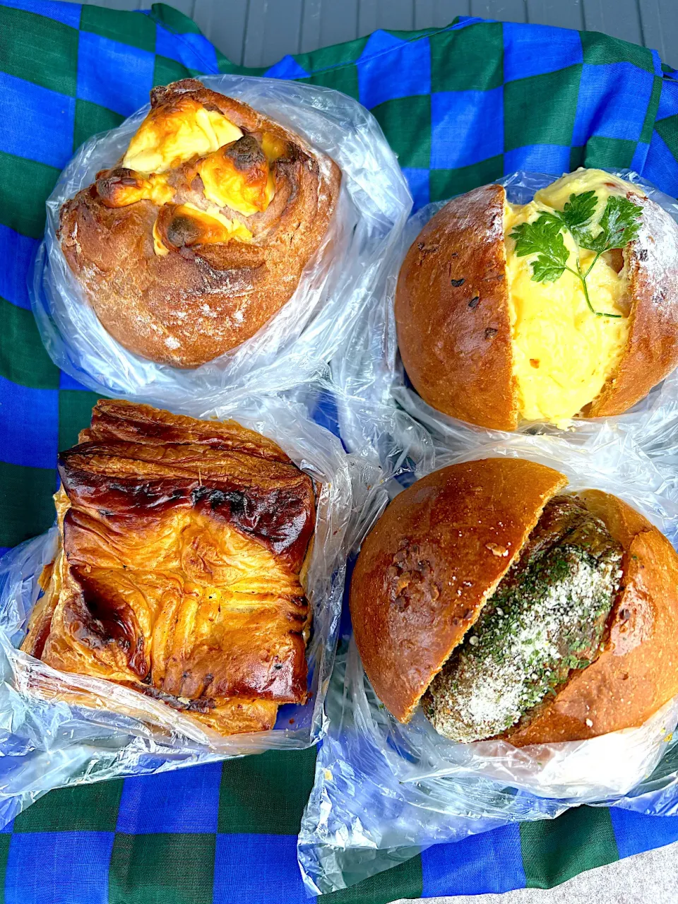 クリームパン、カレーパン、ミートパイ等|yucc@さん