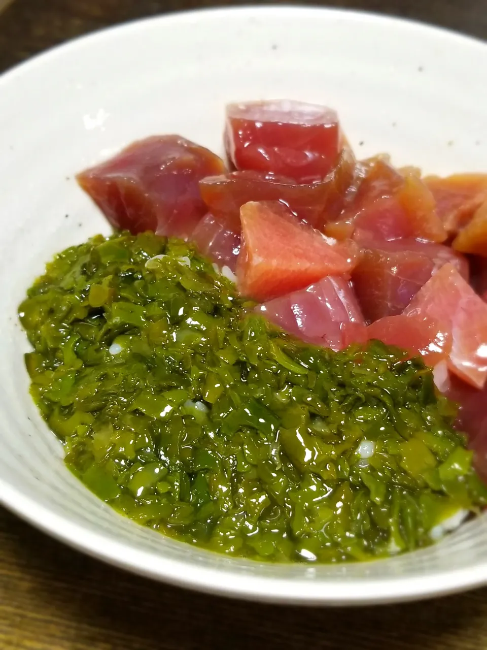 パパ作👨めかぶ漬けマグロ丼|ぱんだのままんさん
