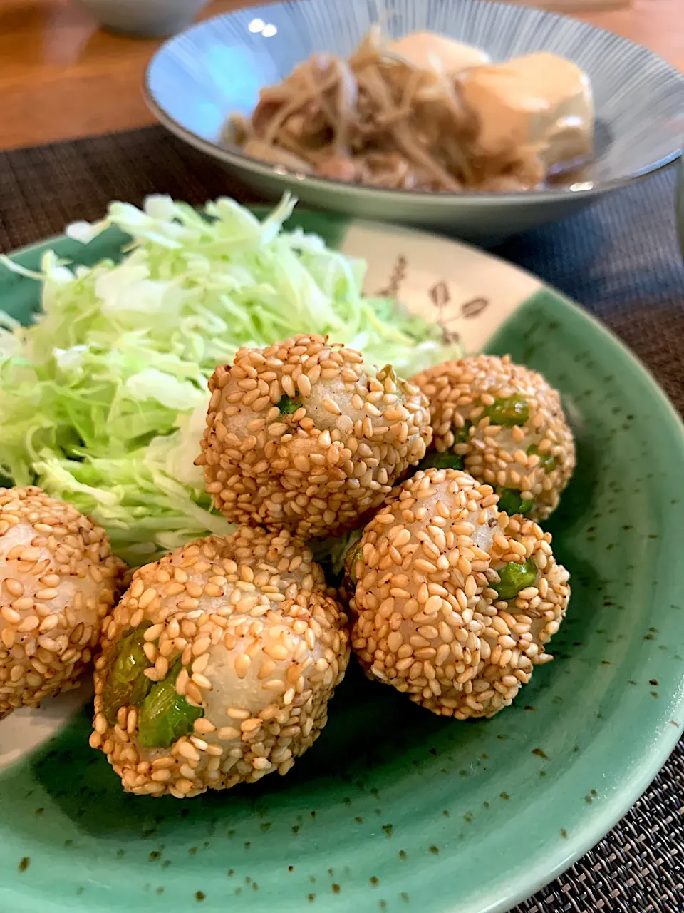 白はんぺんdeふわふわ胡麻団子揚げ|いちごさん