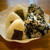 夫のおにぎり🍙弁当|もえさん