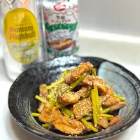 セセリとニンニクの芽のYummy❗️炒め🔥|ひろりんさん