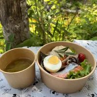 自然の中でランチ(◍•ڡ•◍)❤|いつみさん