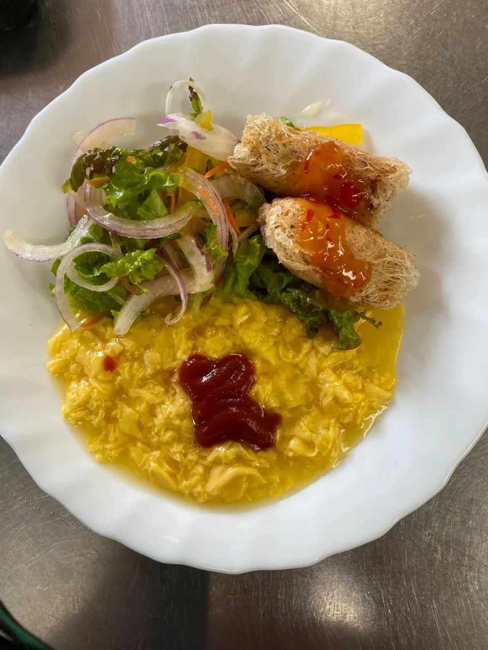 お昼のスクランブルエッグ|Lindaさん