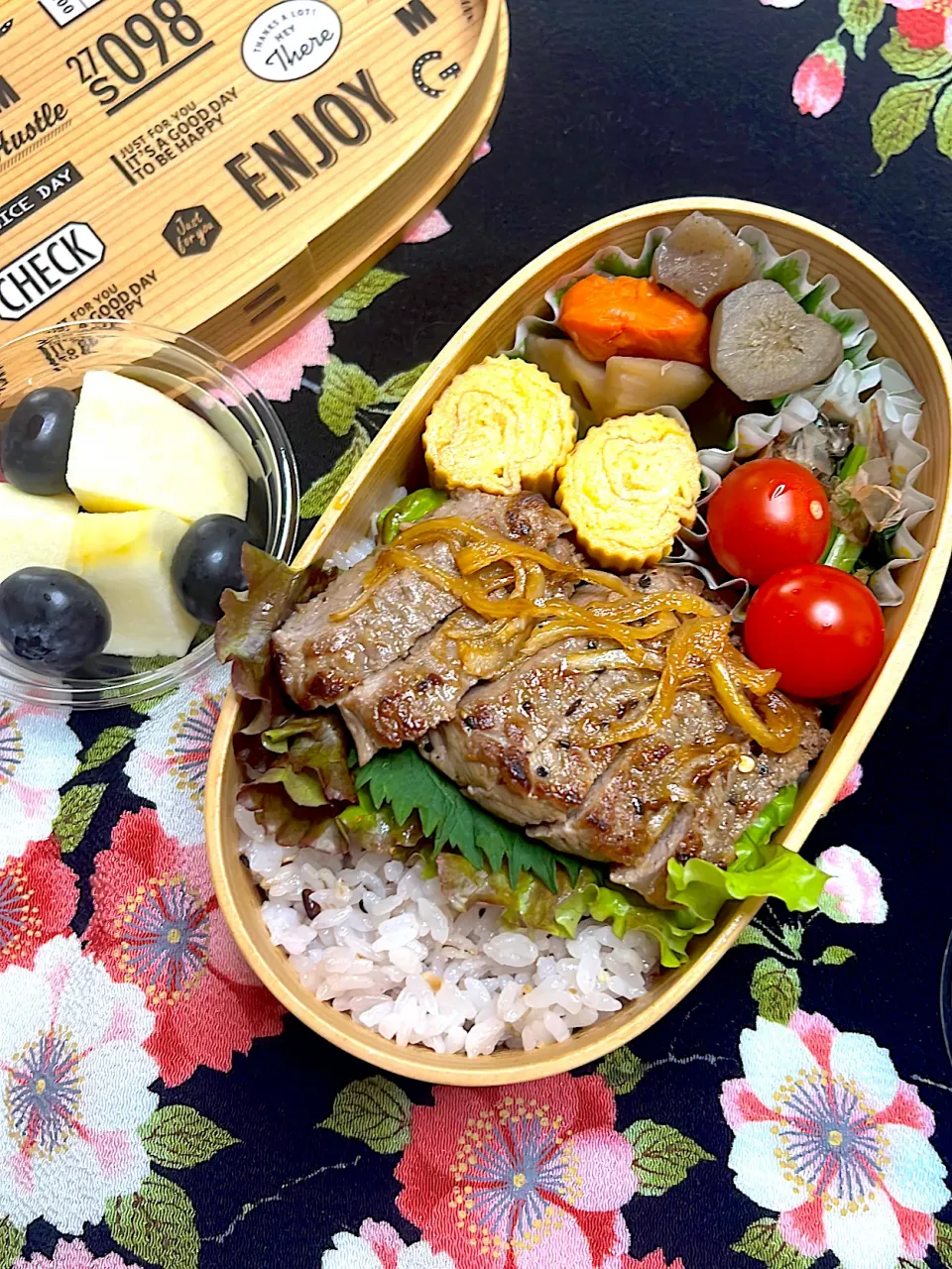 5/16牛ステーキ丼弁当|JUNe28さん