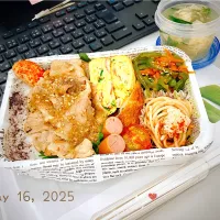 (๑•🐽•๑)やきにく弁当