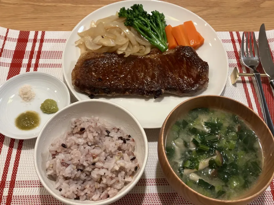 焼き過ぎました…|りん家のリアルな食卓記録さん