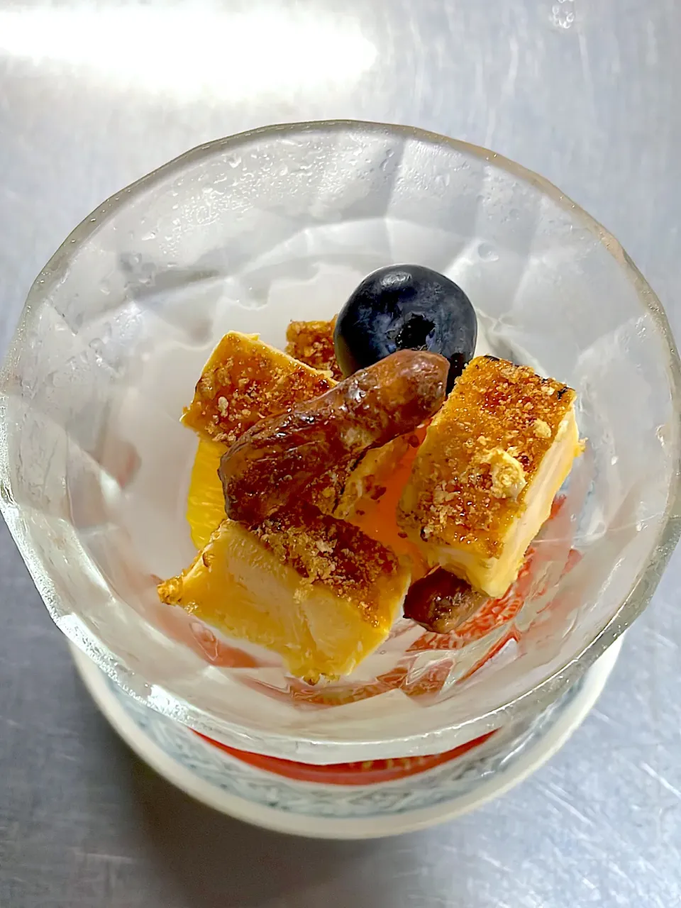 珈琲かりんとうのカタラーナと口直しにオレンジとブルーベリーを盛り合わせて|hotsusan30さん