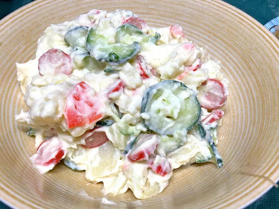 ポテトサラダ 赤ウインナー入り|🐈⸒⸒⸒⸒つるのダンス🐈🐾さん