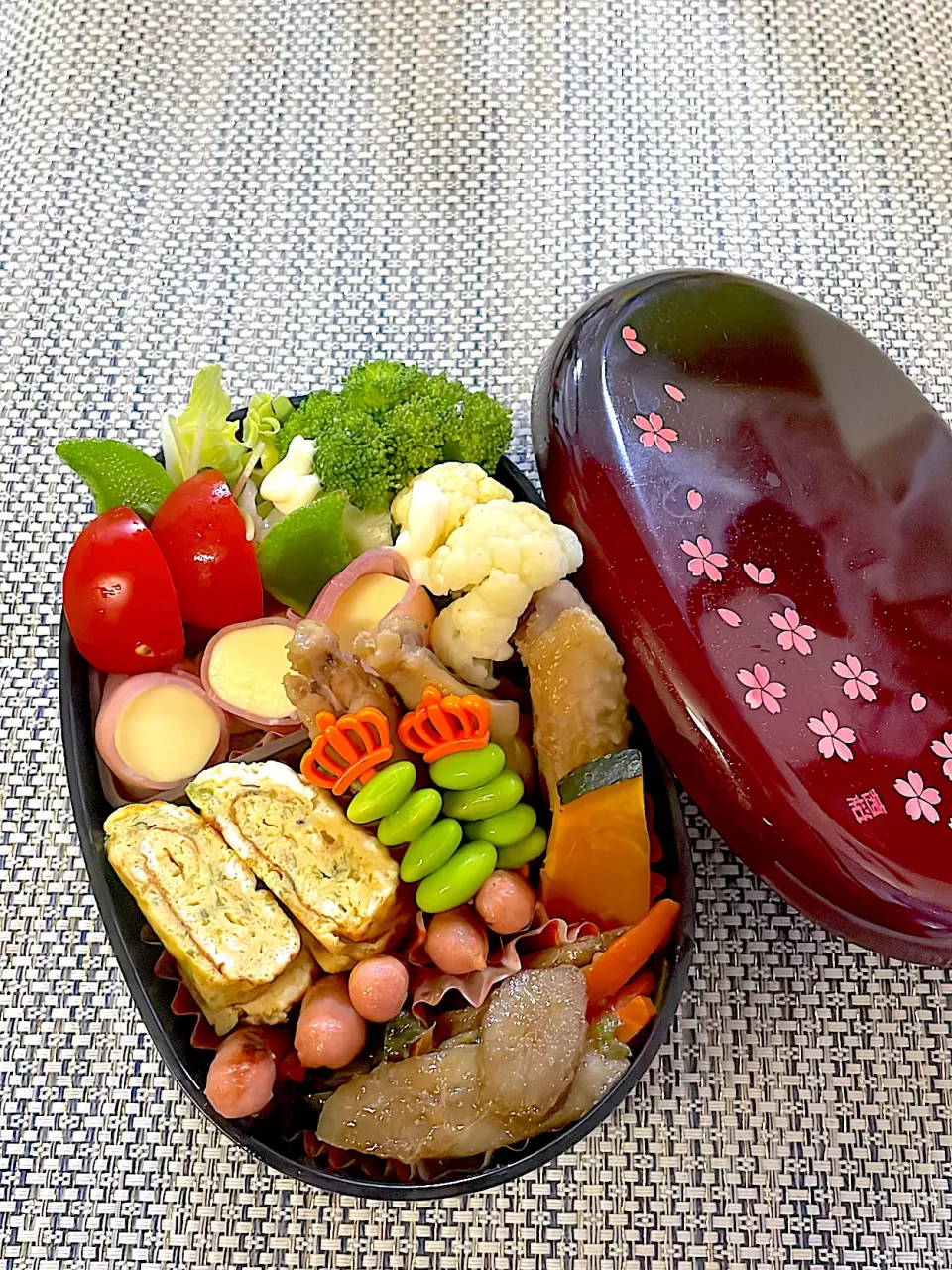 JK弁当🍱生ハムチーズ＆きんぴら＆スペアリブ|ティーダさん