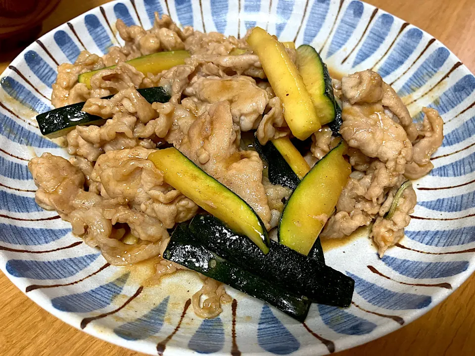 ＊豚肉とズッキーニの甘味噌炒め＊|＊抹茶＊さん