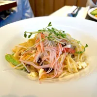 Spaghetti with crabmeat and lobster sauce|skyblueさん