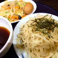 【1974年創業】 
手打ちらーめん 満月
野菜炒めざるら〜めん 醤油 
(1,050円)
＋味付玉子 (150円)
@赤羽2分
25134
〈醤69塩22噌󠄀12タ5昆7出7F6冷5
混1〉