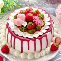 苺のグラサージュふわふわ米粉シフォン🍓✨|sucreroomさん