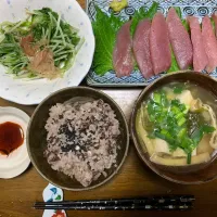 夕食　ビンチョウマグロの刺身　小豆ご飯|ATさん