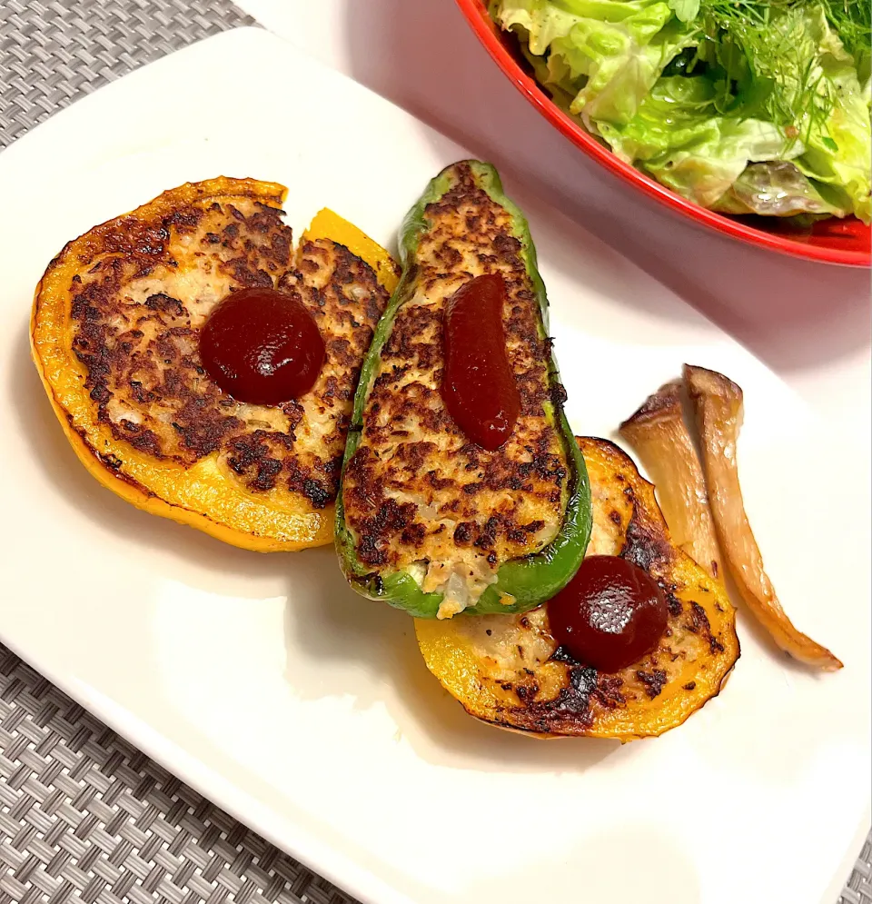 パプリカの大豆ミート肉詰め|たちきちさん