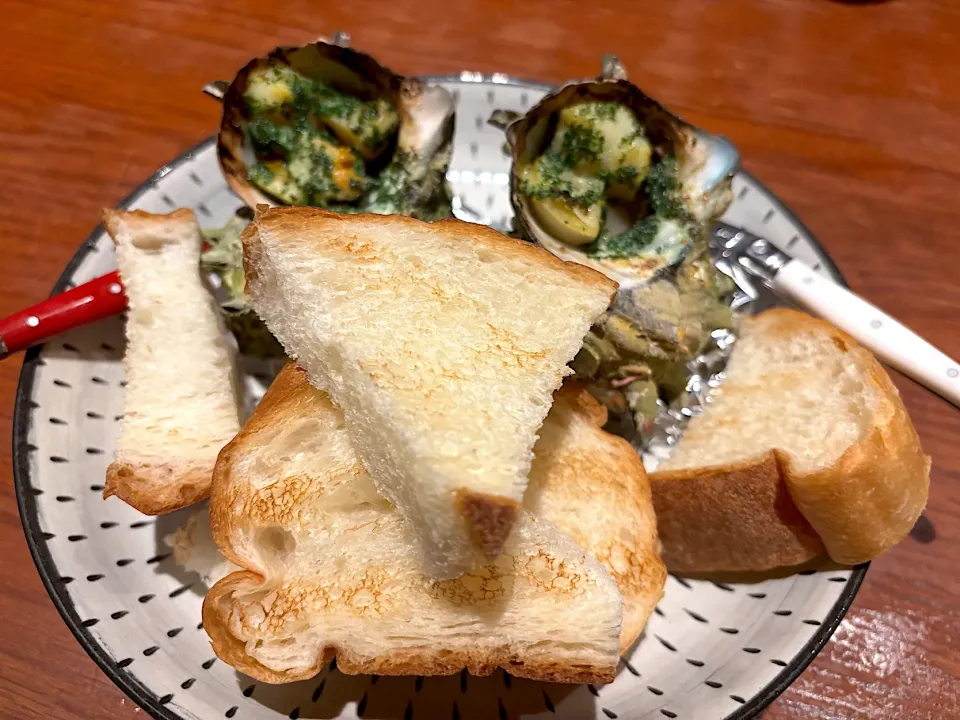 5月15日・和食アラカルト・⑦サザエパン（お店の名物との事？）|山勝さん