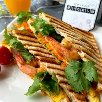 【ビタントニオ使いたおし隊💛ワッフル&ホットサンドベーカー】マルチサンドプレート de バインミー風🦐ホットサンド🥪