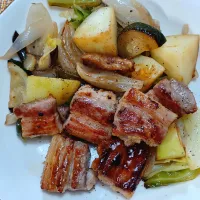 塩豚のカリッと焼きと野菜の蒸し焼き|ぱいんてーるさん