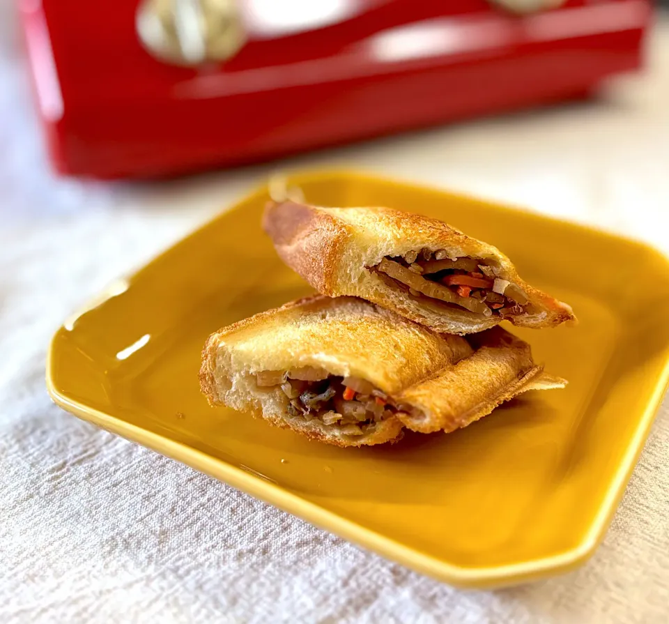 きんぴらのピザドースト|かっちゃん杉さん