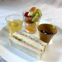 ハムと胡瓜のサンドイッチ|かっちゃん杉さん