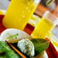 レモンバーム茶と草もち