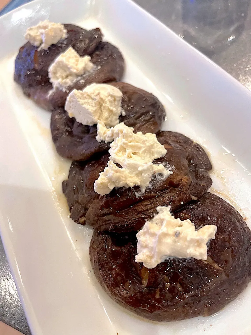 椎茸の醤油バターソテークリームチーズトッピング！|Tomyさん