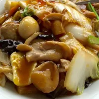 「オイスターソース炒め」
じゃがいもパンと春雨スープを添えて
晩ごはん💦|ばくあんしゃさん