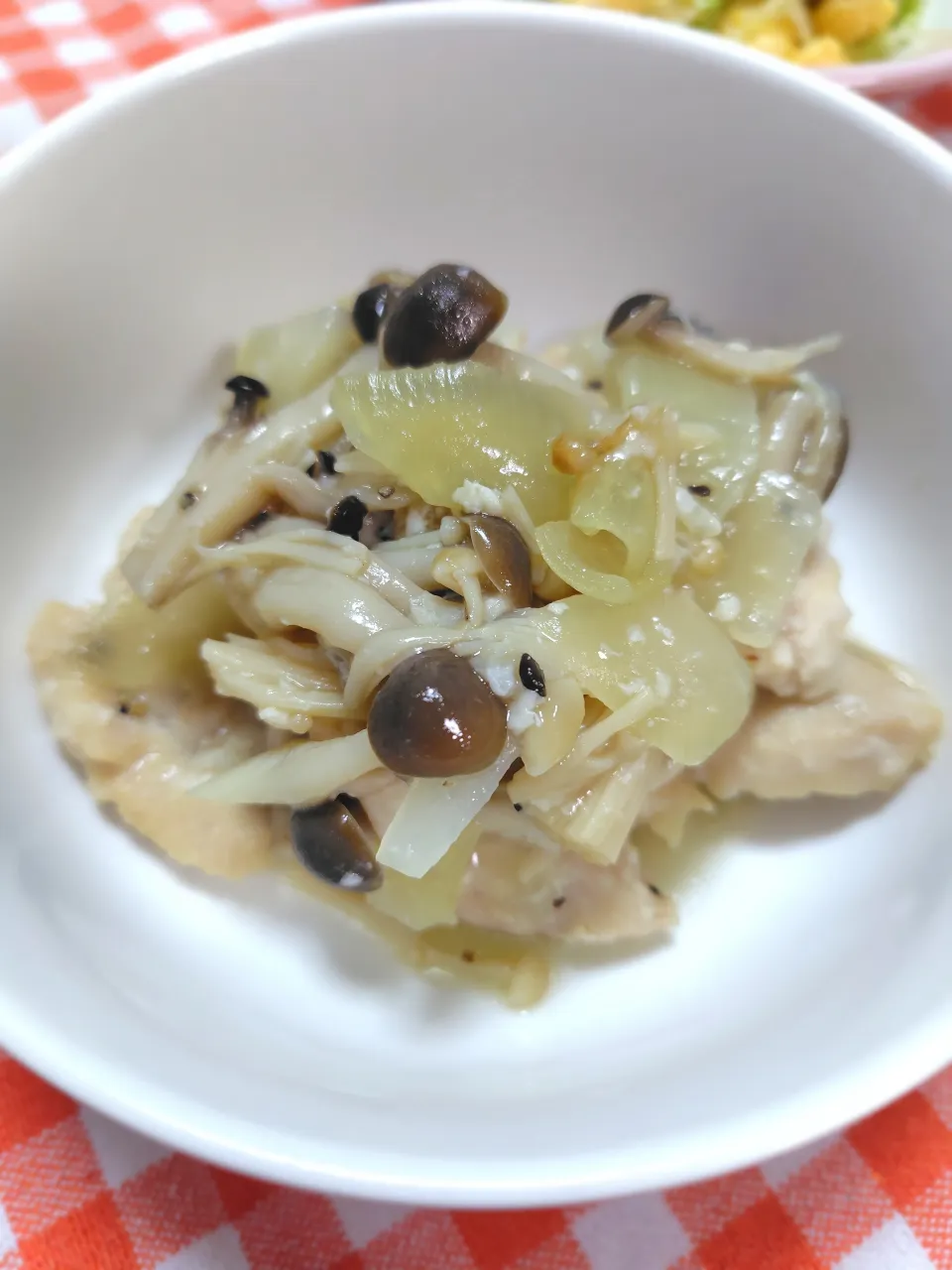 鶏むね肉の塩麹バター蒸し|藤さんちのごはんさん