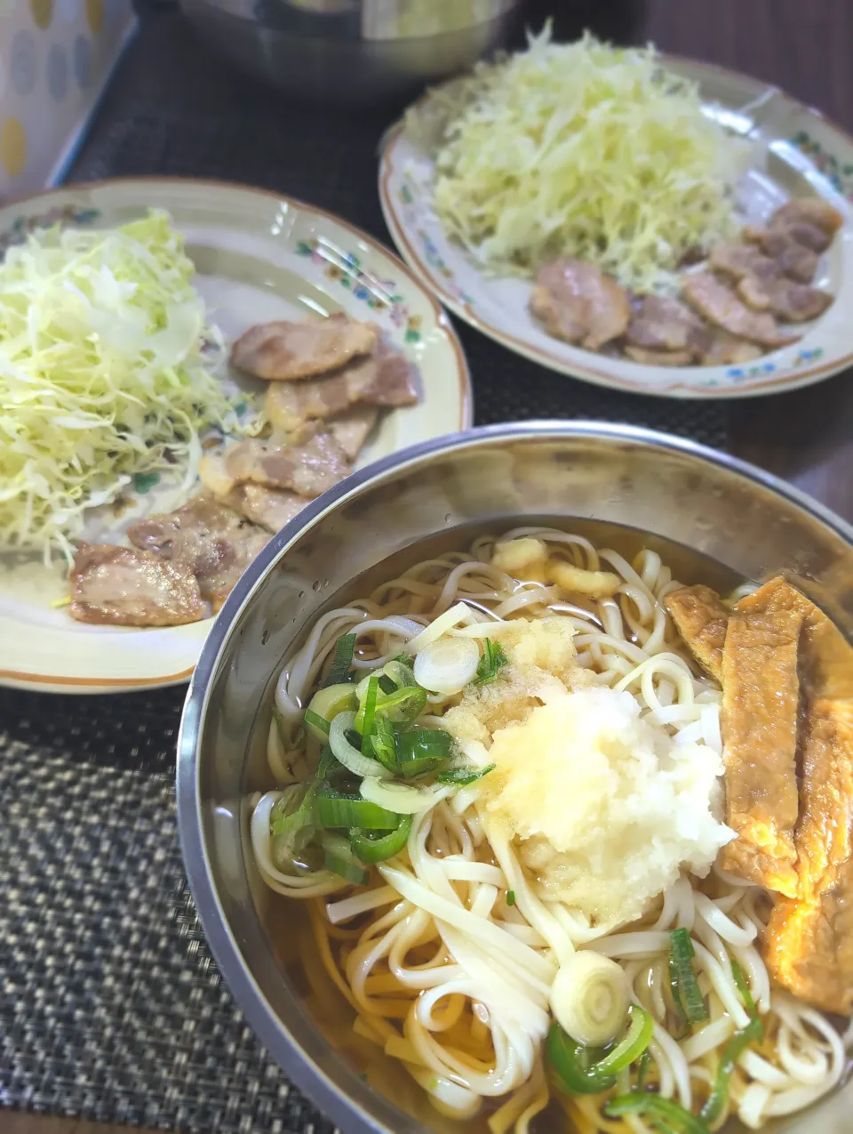 冷やしおろしうどん＆焼肉|テケテケさん