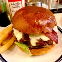マンドリンバーガー🍔|ユキちゃんさん