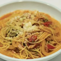 トマトとパプリカのスパゲティ|ヨシュアさん