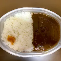 ファミリーマート 30種類以上のスパイスが決め手のこだわりカレー|ばーさんさん