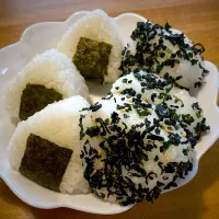 夫のおにぎり🍙弁当|もえさん