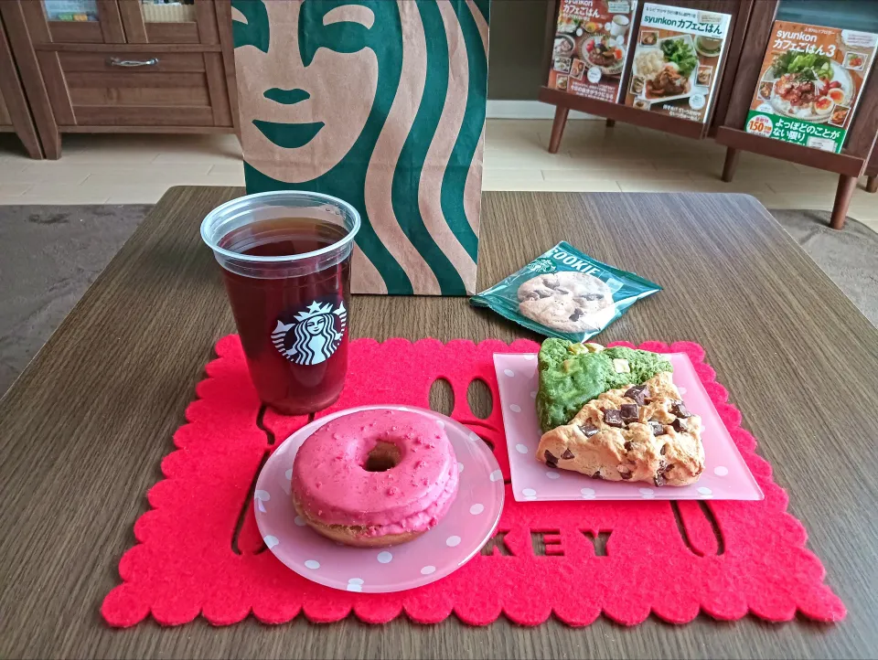 スタバのドーナツ&スコーン|えっこさん