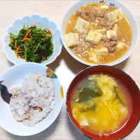 2025 0519　麻婆豆腐　豆苗とにんじん、塩昆布のナムル　わかめ卵スープ|いもこ。さん