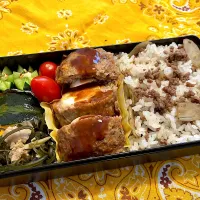 2025.5.20息子弁当　◎ごぼう牛そぼろ混ぜご飯　◎ミートローフ　◎かぼちゃ煮　◎昆布煮|goroさん
