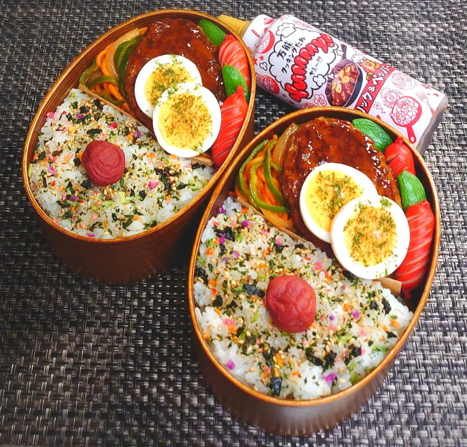 母とムスコのラブラブおソロ♪Yummyハンバーグ＆モリモリナポリタン弁当|からあげビールさん