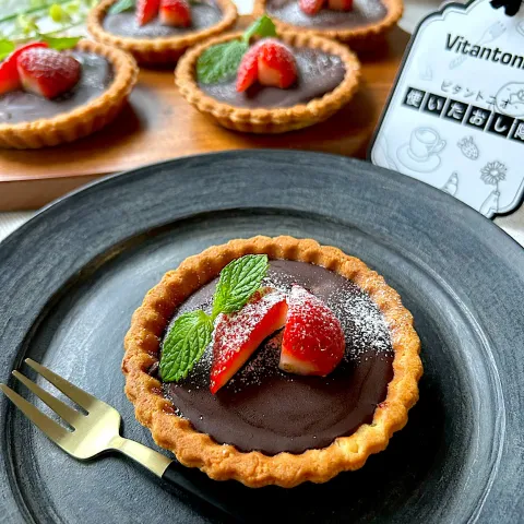 「ワッフル＆ホットサンドベーカー（VWH-600）」を使ってみたSnapdishの料理・レシピ写真:【ビタントニオ使いたおし隊💛ワッフル&ホットサンドベーカー】タルトレットプレート de 生チョコタルト