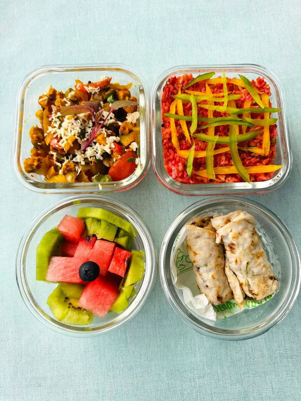 Akki di roti with beetroot rice and cheese cottage sautte with lots of Veggies|AN72さん